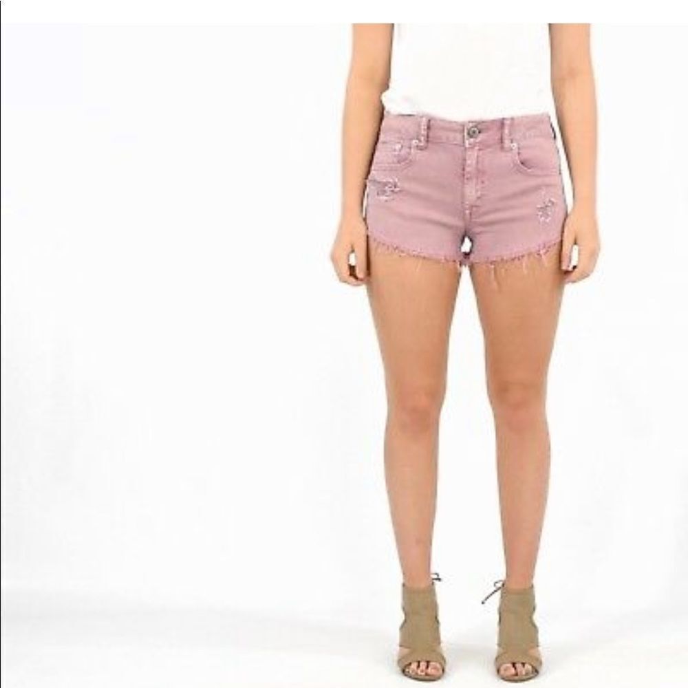 ✨AE Pink Low Rise Stretch Denim Booty Shorts✨
